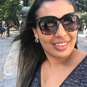 Meet your Posher, Jaqueline